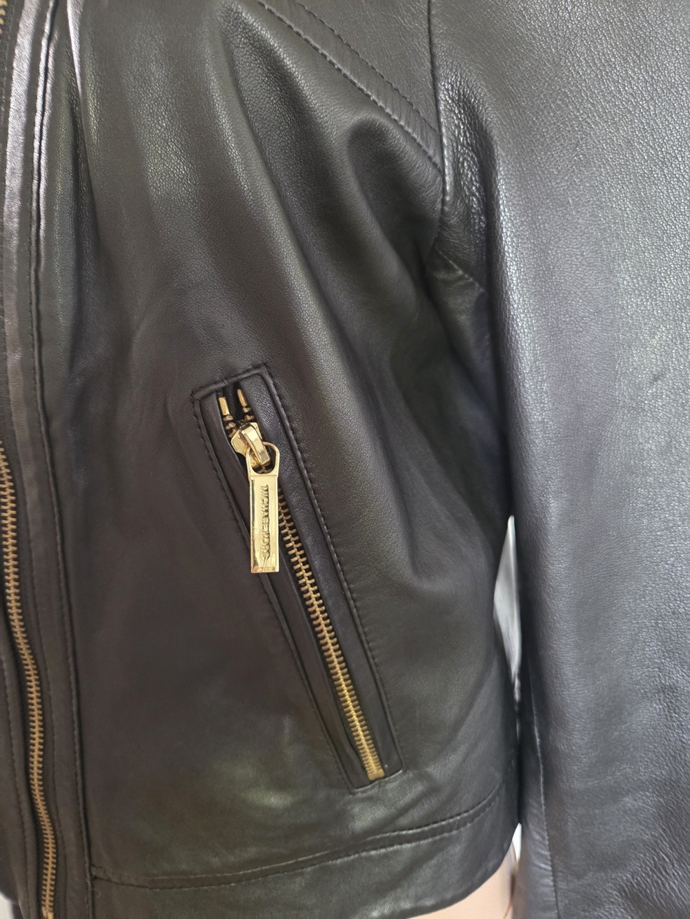 Michael Kors Womens Black Leather Moto Jacket w/Gold Hardware Size 16 - Picture 5 of 14